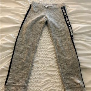 Heather gray Abercrombie kids athletic pants. 9/10